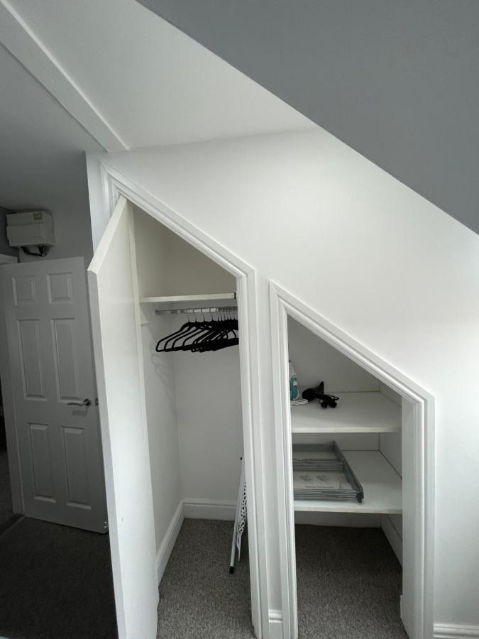 Luton Short Term Lets - Cardiff Road Διαμέρισμα Εξωτερικό φωτογραφία
