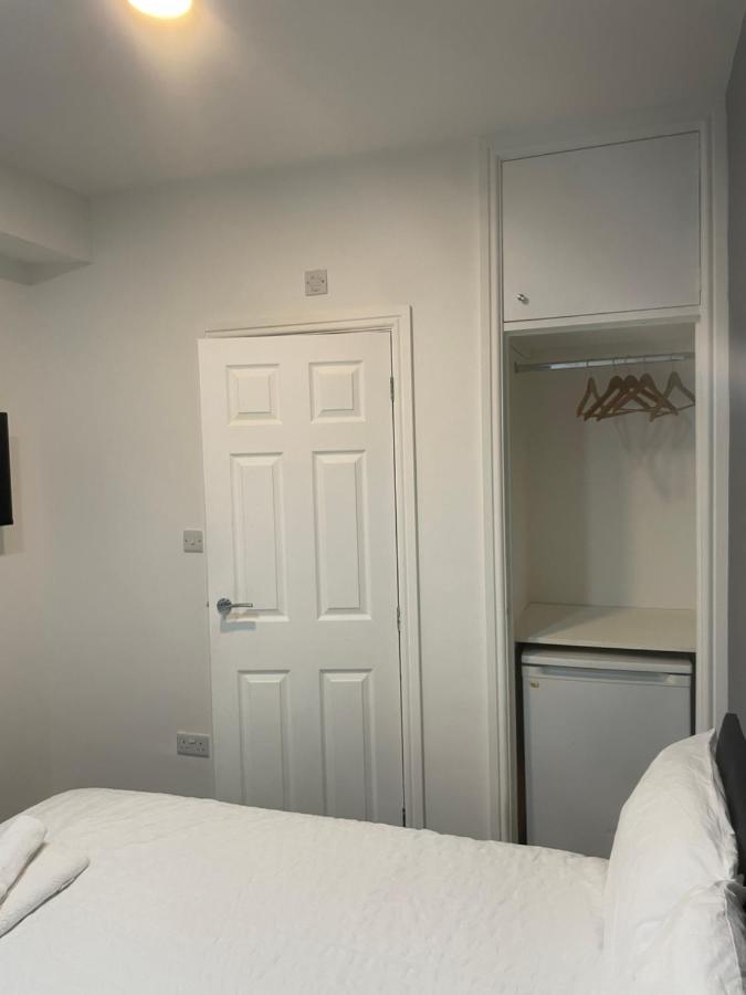 Luton Short Term Lets - Cardiff Road Διαμέρισμα Εξωτερικό φωτογραφία
